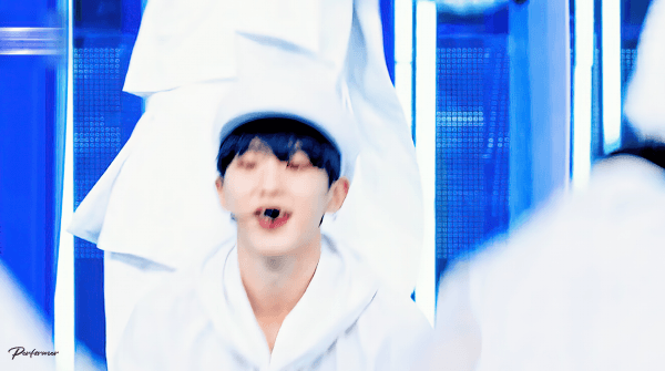 호시 주사........사랑해 고마워 이러면서 뽀뽀한대...... | 인스티즈