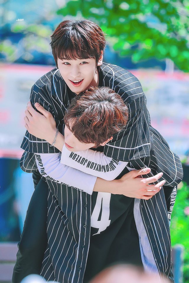 더보이즈 주연 입덕하면 신인때 보는거 자제하고 최근거부터 보는거 추천함.. | 인스티즈