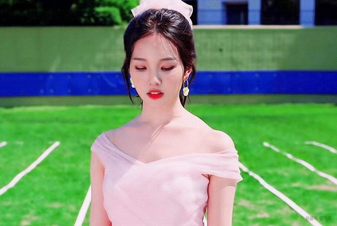 위클리 진짜 다 예쁜데 이 멤버들 ㄹㅇㄹㅇ 내 취향으로 예뻐서 팬아저함 | 인스티즈