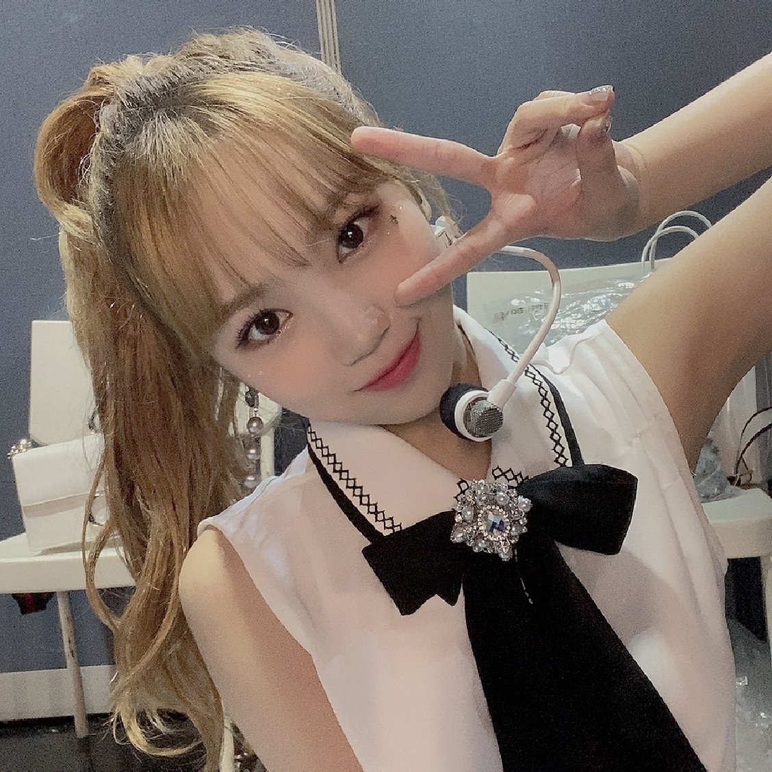 [잡담] 네티요술봉 들고 자기 이름넣어서 천사소녀 노래 불렀던 그 여자애가 맞나싶어 | 인스티즈