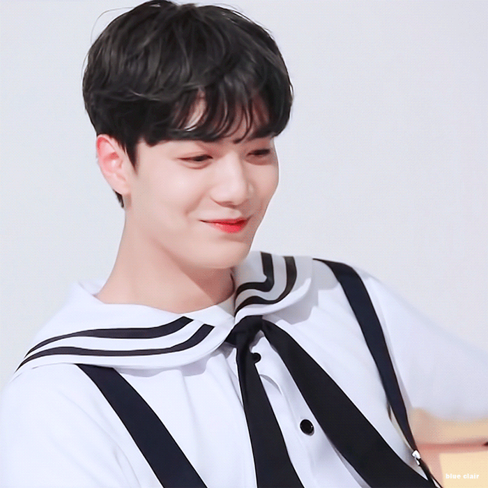 내본이랑 같이 출연한 비연예인이 내본 너무 좋아하는 티내서... | 인스티즈