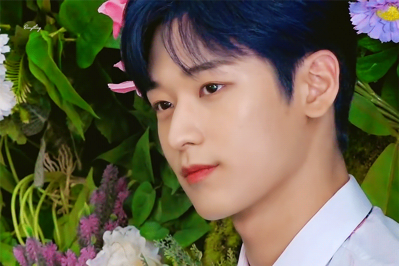 얜 진짜 연기 한 번 해야 한다.. 연기 안하기엔 아까운 페이스.. | 인스티즈