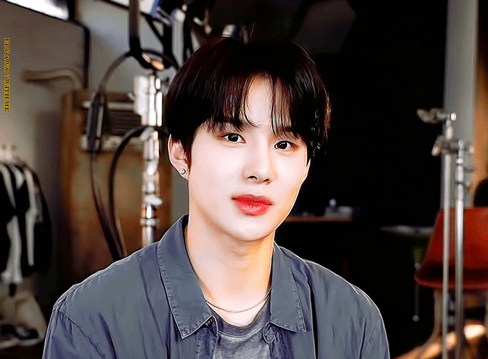 김정우 오늘도 좋은 하루되고 맛있는거 많이 먹어라 | 인스티즈