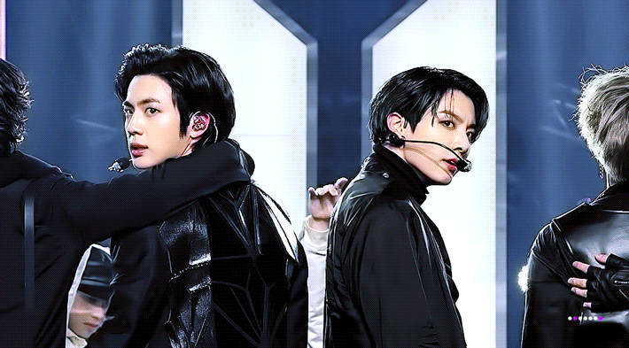 서로 후훙 꺄르르 하는 것도 예쁜데 비쥬얼합도 | 인스티즈