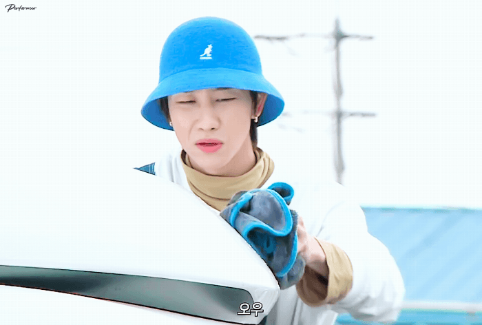 익인이들 방 청소하는 부모님의 모습 | 인스티즈