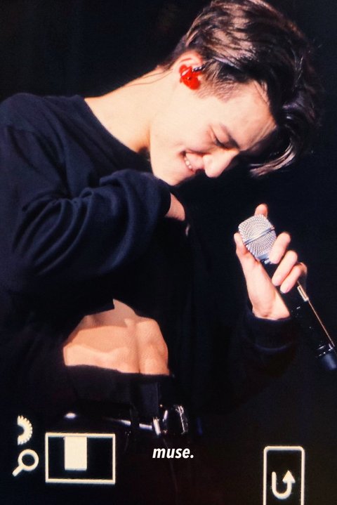 새벽이자나 그치? 핫한거 보구가🔥🔥🔥 | 인스티즈