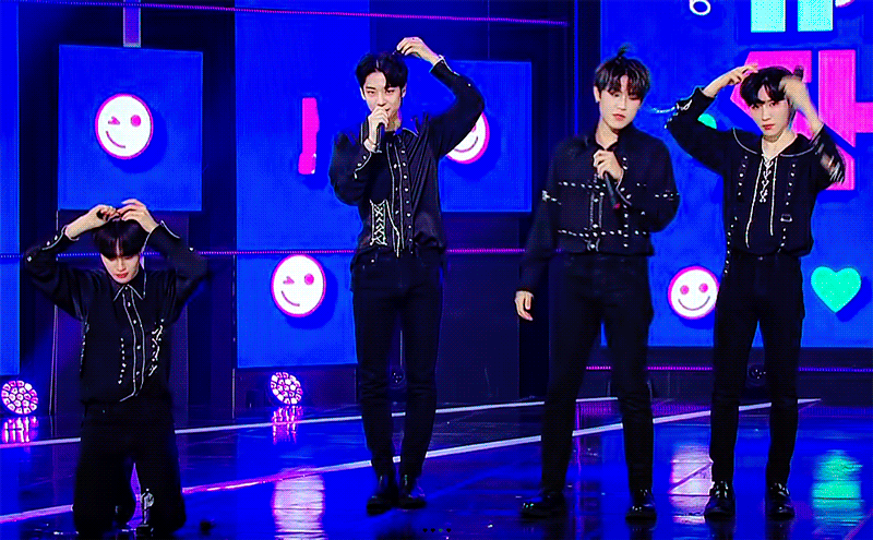 에이비식스 이번에 유독 컴백 준비 힘들었는데 으흑 갑자기 눈물나 막방 수고했어ㅠㅠ | 인스티즈