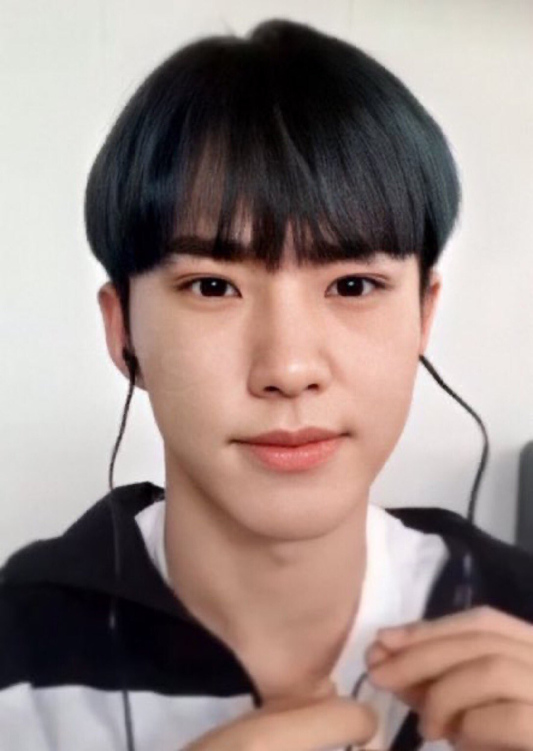 호시 쌍커풀 사진 너무 웃김 ㅋㅋㅋㅋㅋㅋㅋㅋㅋㅋㅋㅋㅋㅋㅋ | 인스티즈