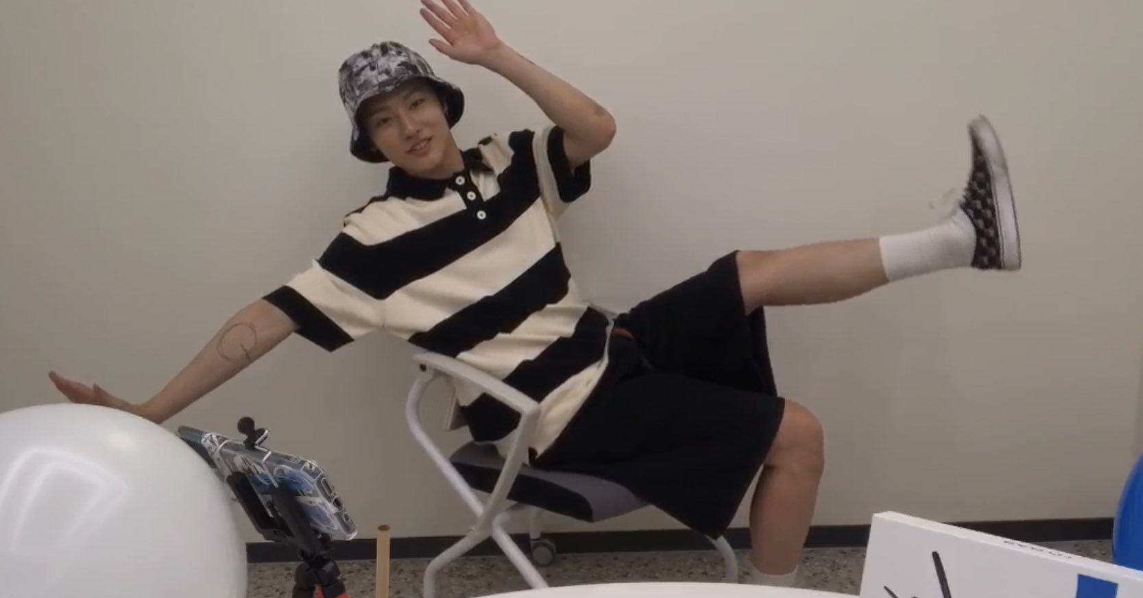 조승연 돌멩이 인데 돌멩이단은 왜 언급 안해줘? | 인스티즈