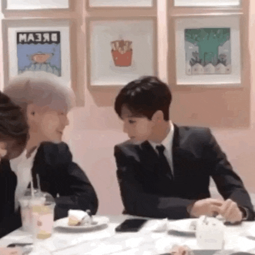 얘... 이때 스무살이었던거지...? 좀.. | 인스티즈