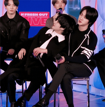 방탄 뷔 왤케 놀라는거얔ㅋㅋㅋㅋㅋㅋㅋㅋㅋㅋㅋㅋㅋ | 인스티즈