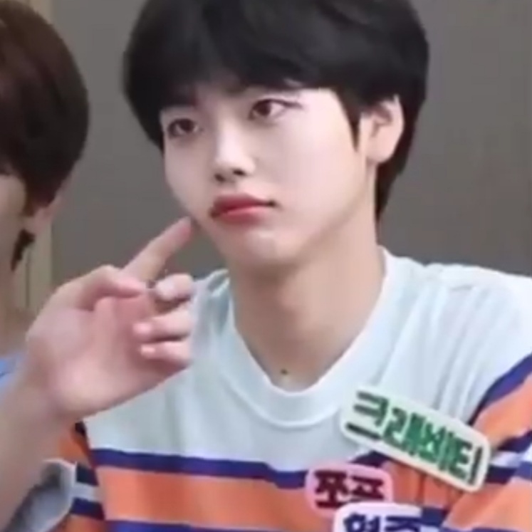 갑자기 19살에 중2병이랑 사춘기 온 송형준 | 인스티즈