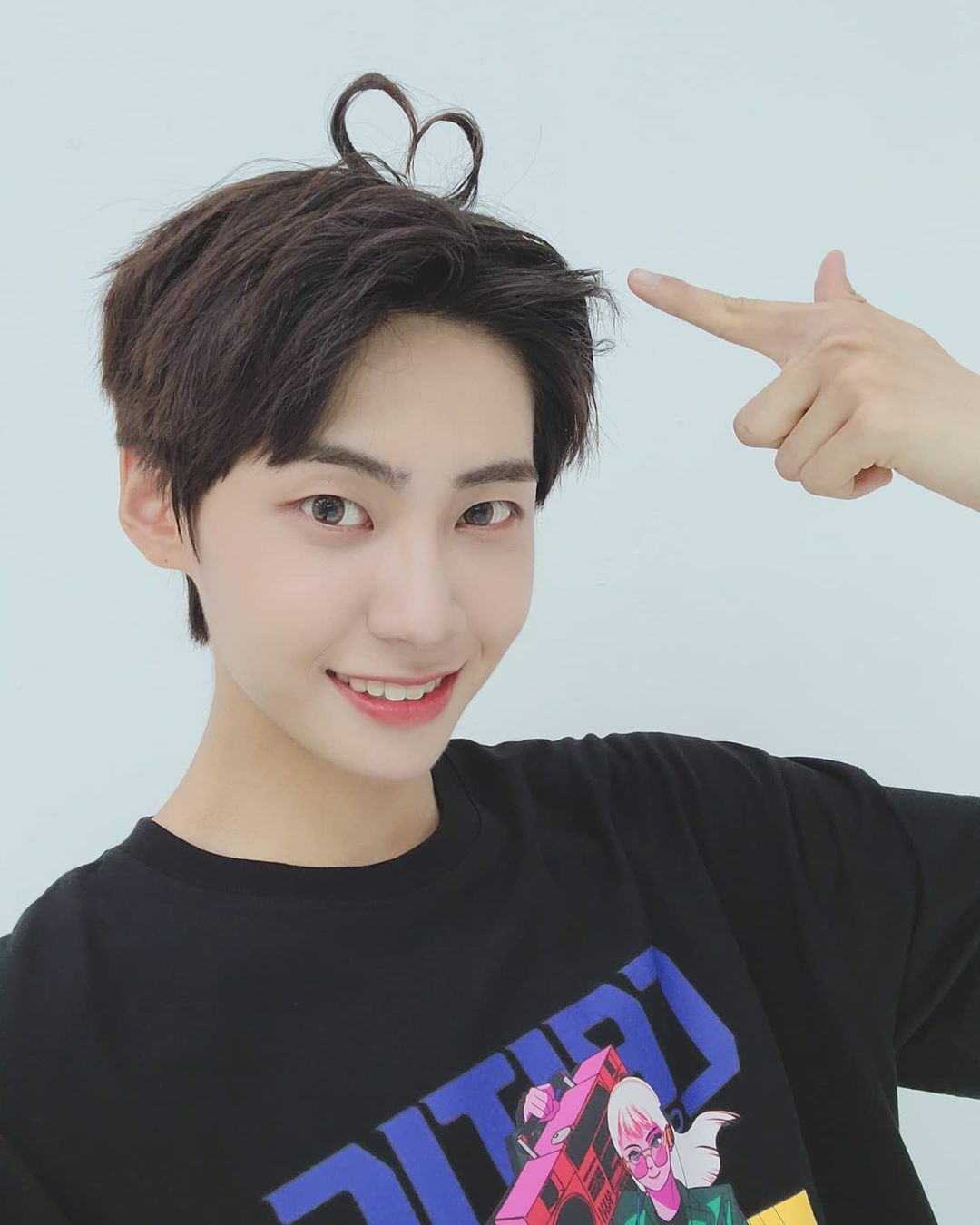 우리 진혁이 귀여운거 한번만 봐줘...오이먹을게ㅠㅠ | 인스티즈