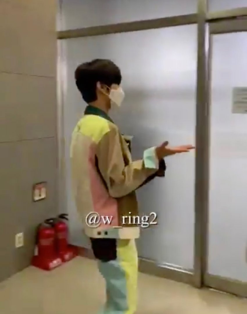 김우석 라스 퇴근길 | 인스티즈