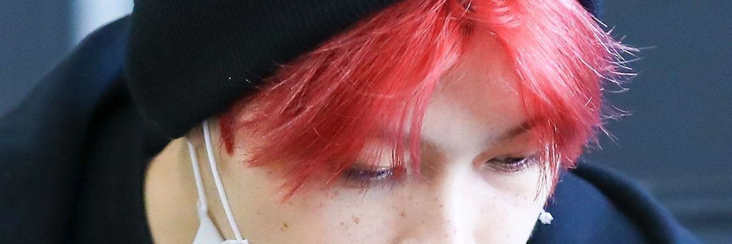 이거 혹시 아이돌 누군지 알수잇을까? | 인스티즈