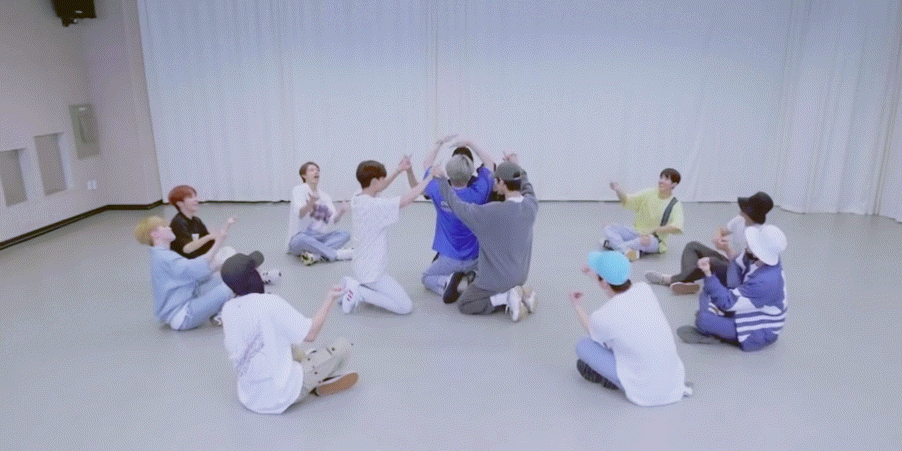 이 춤 진짜 신박하지 않니 | 인스티즈