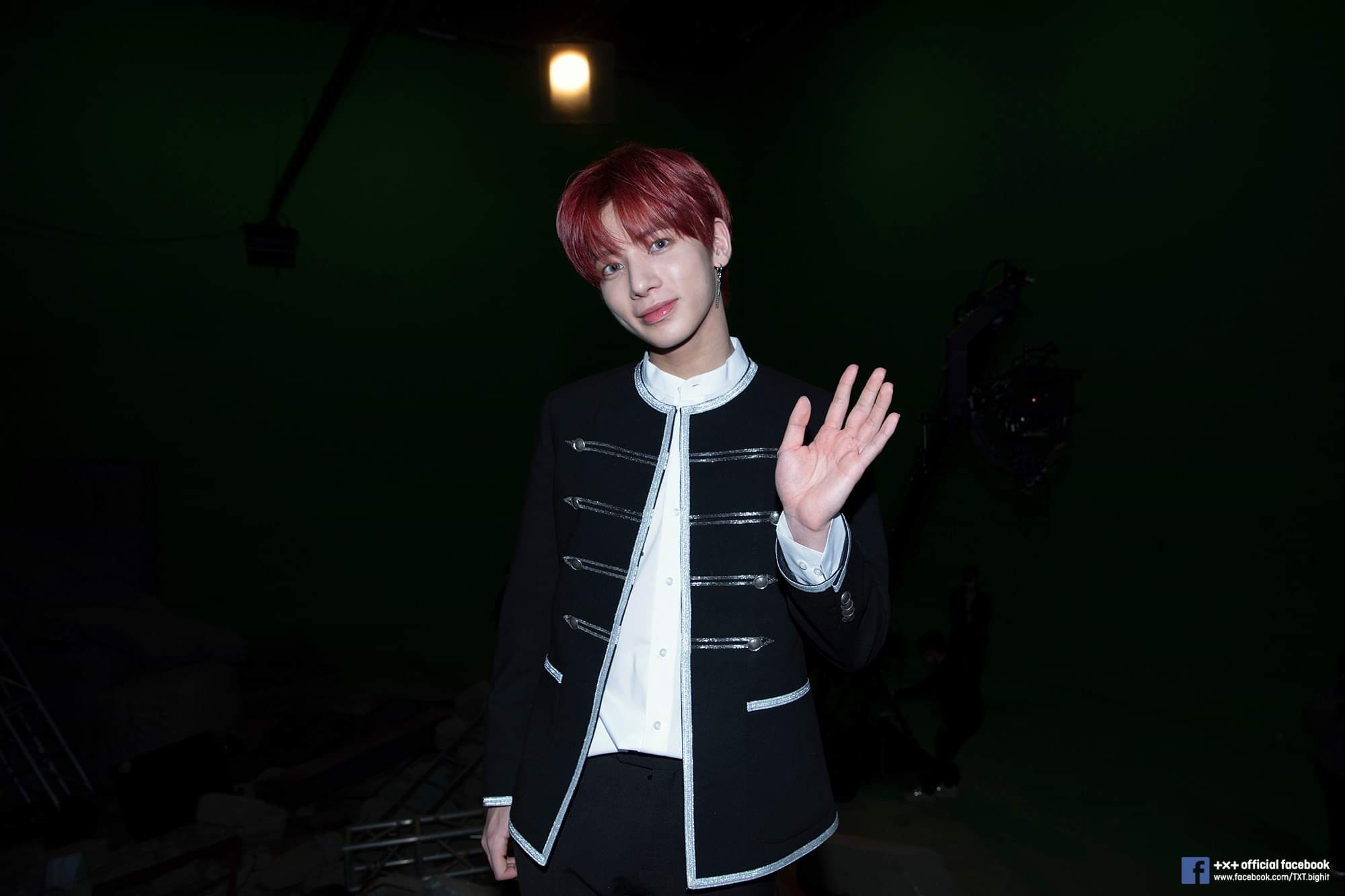 제복 투바투 넘 좋다 하 | 인스티즈