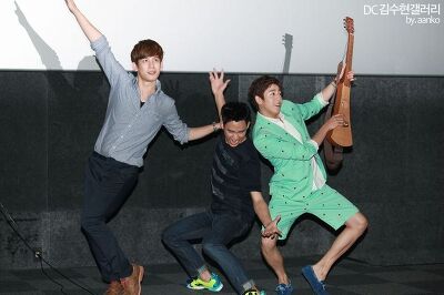 점잖아지기 전 김수현 무대인사 짤(시끄러움 주의 | 인스티즈