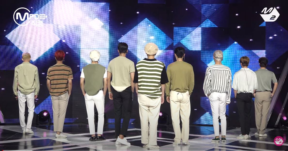 슾구들아,,나 뒤늦게 별을따라 직캠 보러들어갔는데 첫장면부터 | 인스티즈