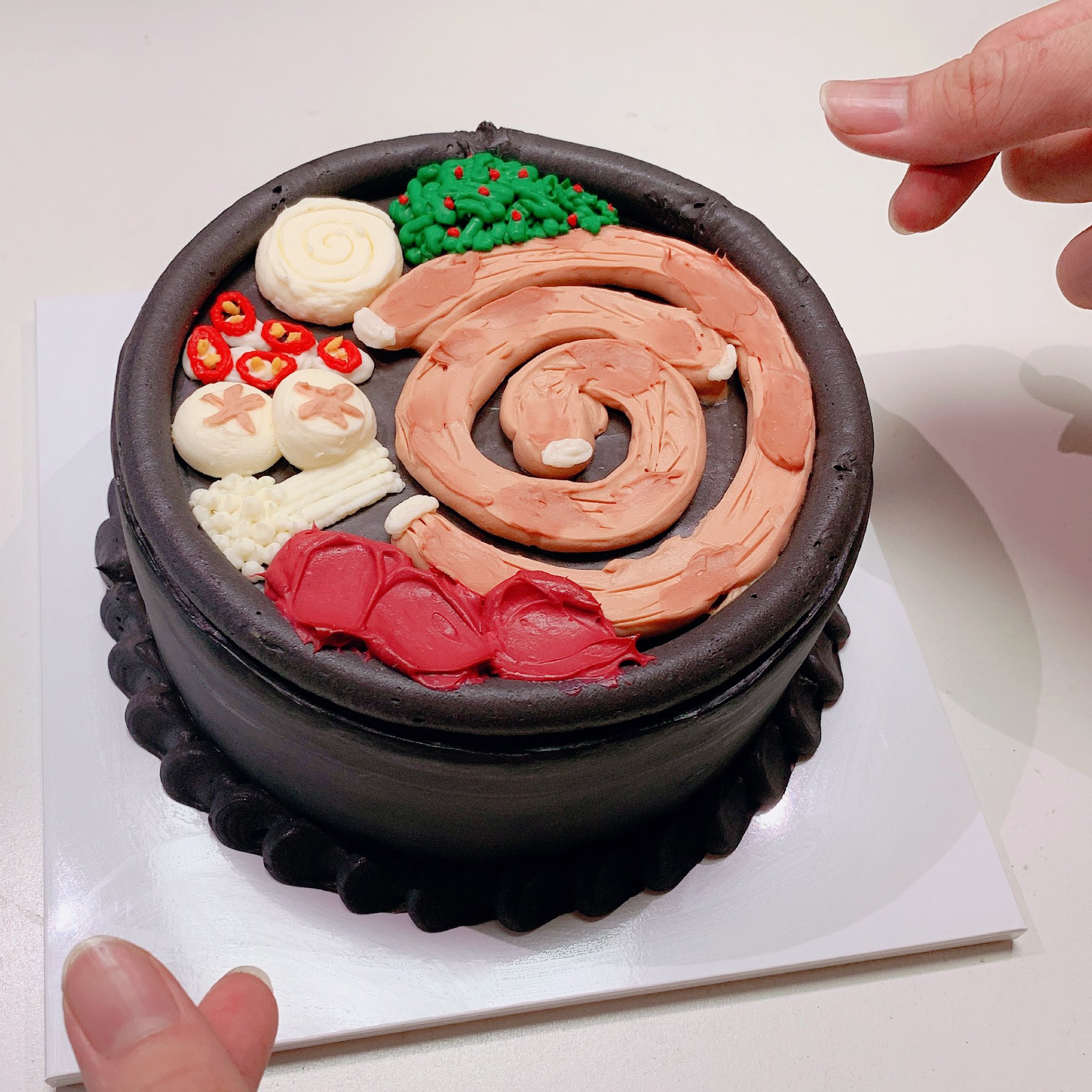 어쨌든 곱창 케이크 받은 애기가 어마무시한 선물이라고 너무 좋았다고 얘기했음 | 인스티즈