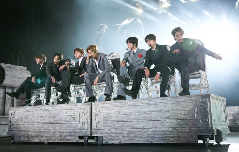 방탄 의상팀 진짜 잘하는거 같음 | 인스티즈