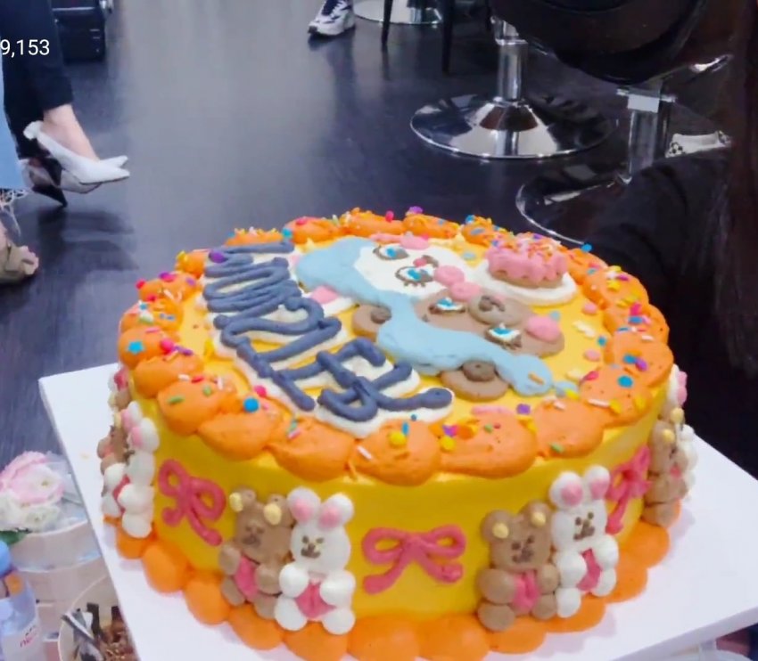 레벨 홈마들이 이번 아이린 슬기 도시락 서포트에 넣은 케이크 | 인스티즈