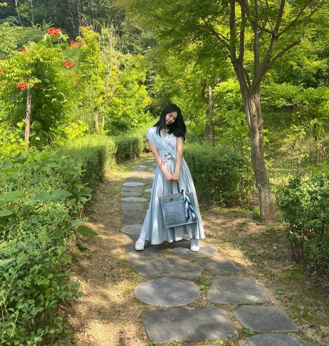 와 제니 스타일 진짜 좋다 힙한 것도 잘 어울리는데 | 인스티즈