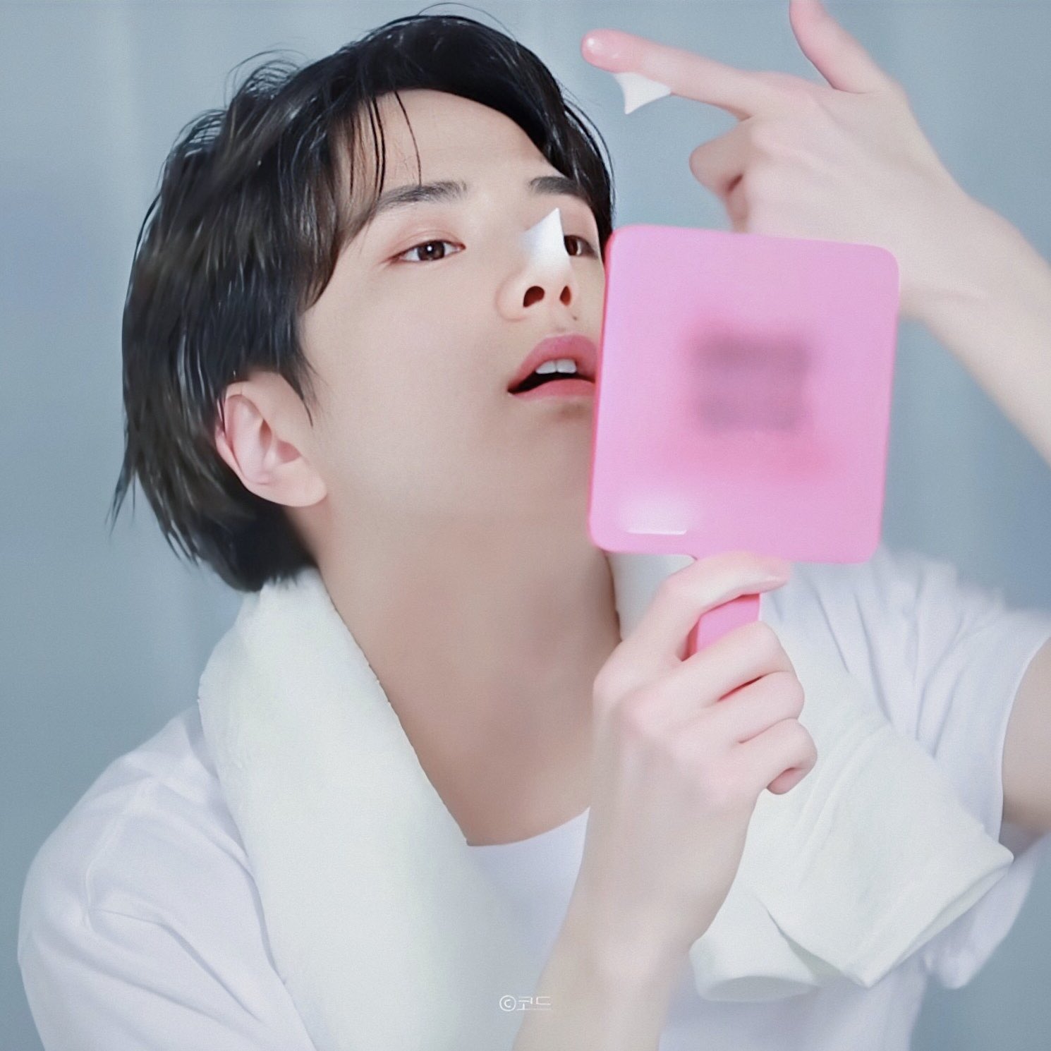 김영훈 진짜 이쁘고 촉촉해... | 인스티즈