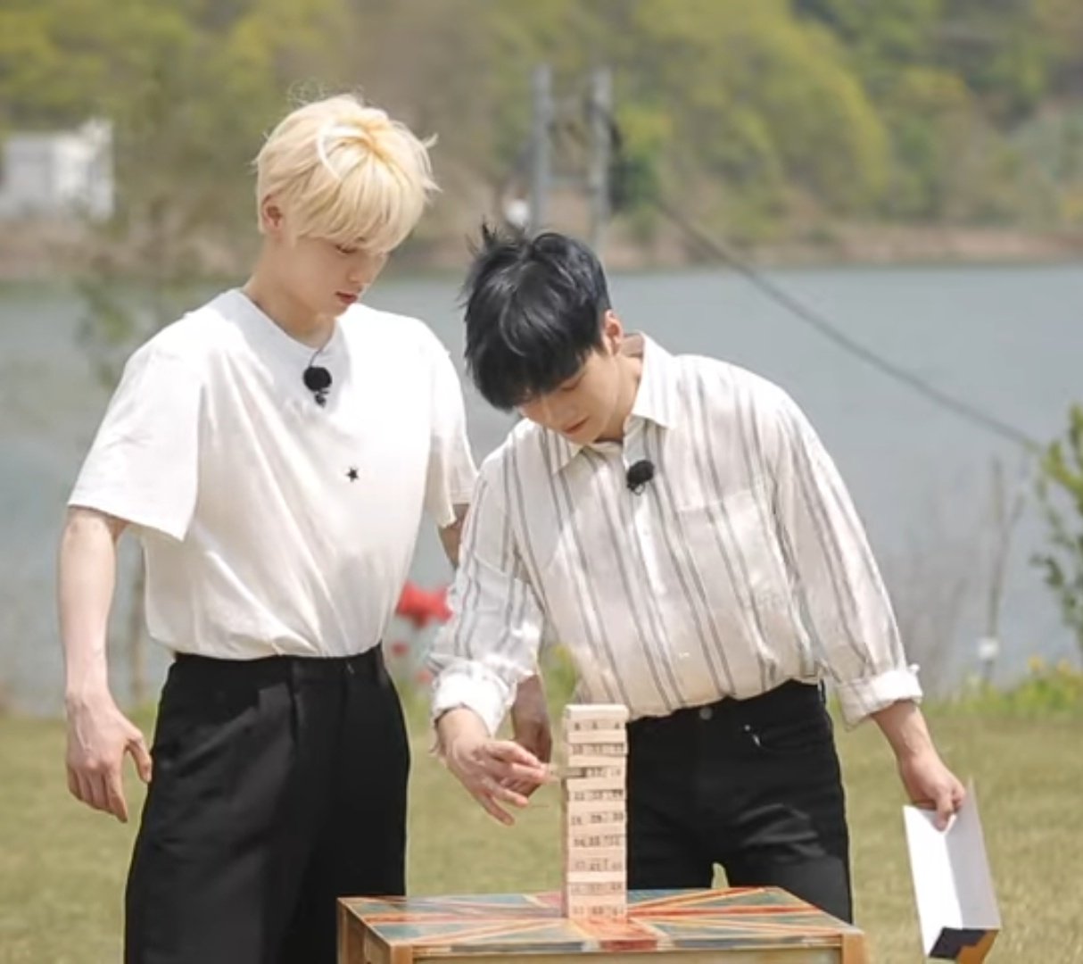 ㄱ 이거 황민현이 김종현 바람 막아주는거 | 인스티즈