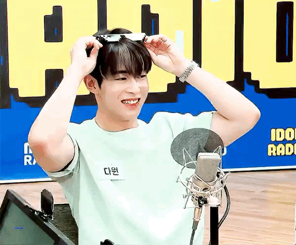 안녕하세요잠깐할거구요전다원인데요재윤이형은금방간대요다른멤버X^^ | 인스티즈