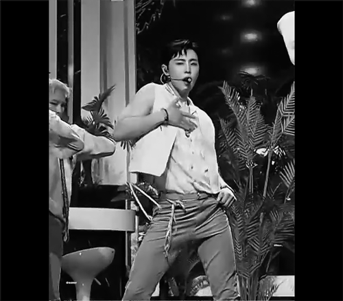 아침부터 재윤이 위험해 | 인스티즈