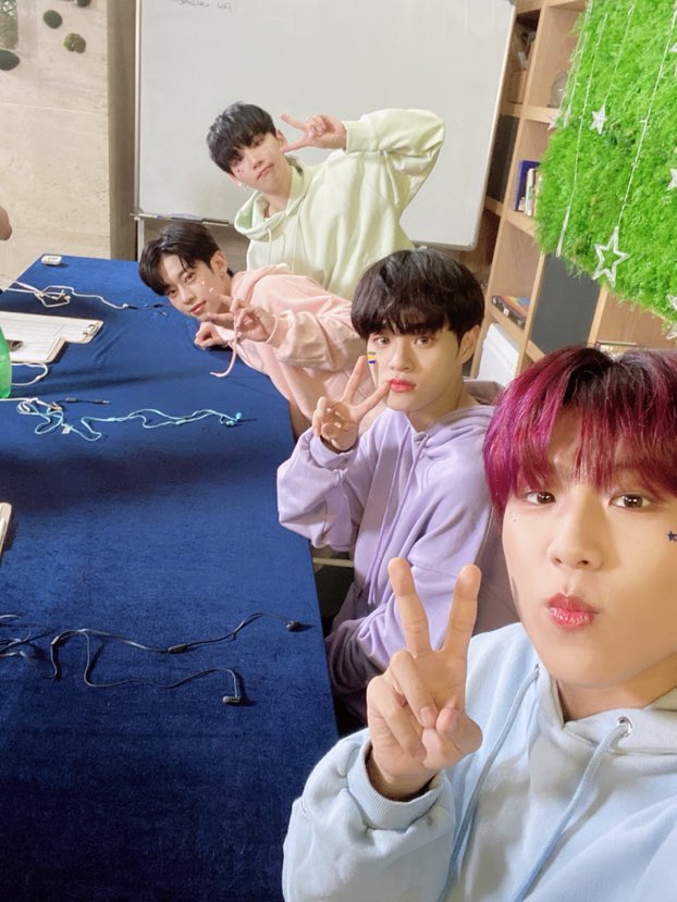 에이비식스 과몰입녀ㄴㅇㄴ 아진짜귀엽다 | 인스티즈