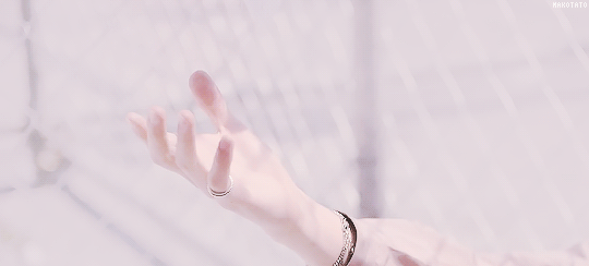 이거 누구 손인지 아는 사람 ㅠㅠ | 인스티즈