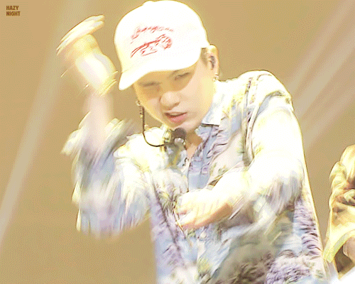 방탄 불타오르네 살리기 어려운 이유는 방탄이 그 B급 양아치 감성을 너무 잘 표현했음 | 인스티즈