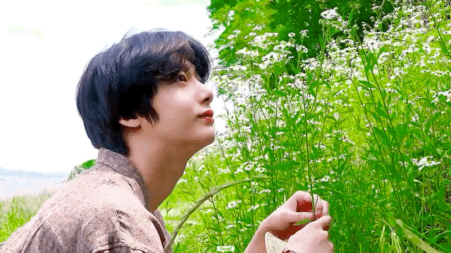 본진에게 이런 움짤이 있다? 다 주세요 | 인스티즈