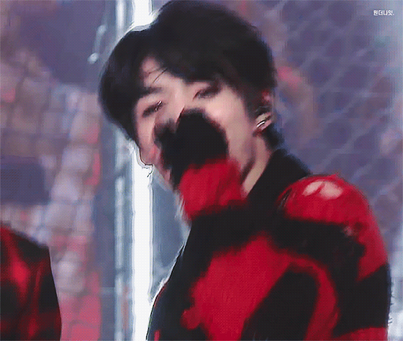 [잡담] 정국 이게 어떻게 18살..? | 인스티즈