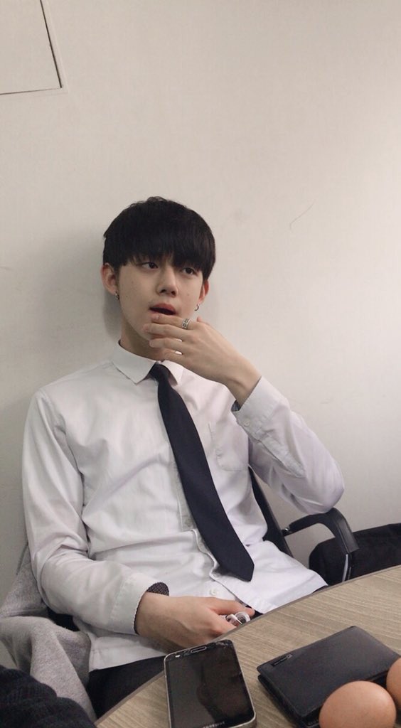 빅히트의 2가지 신고식 | 인스티즈