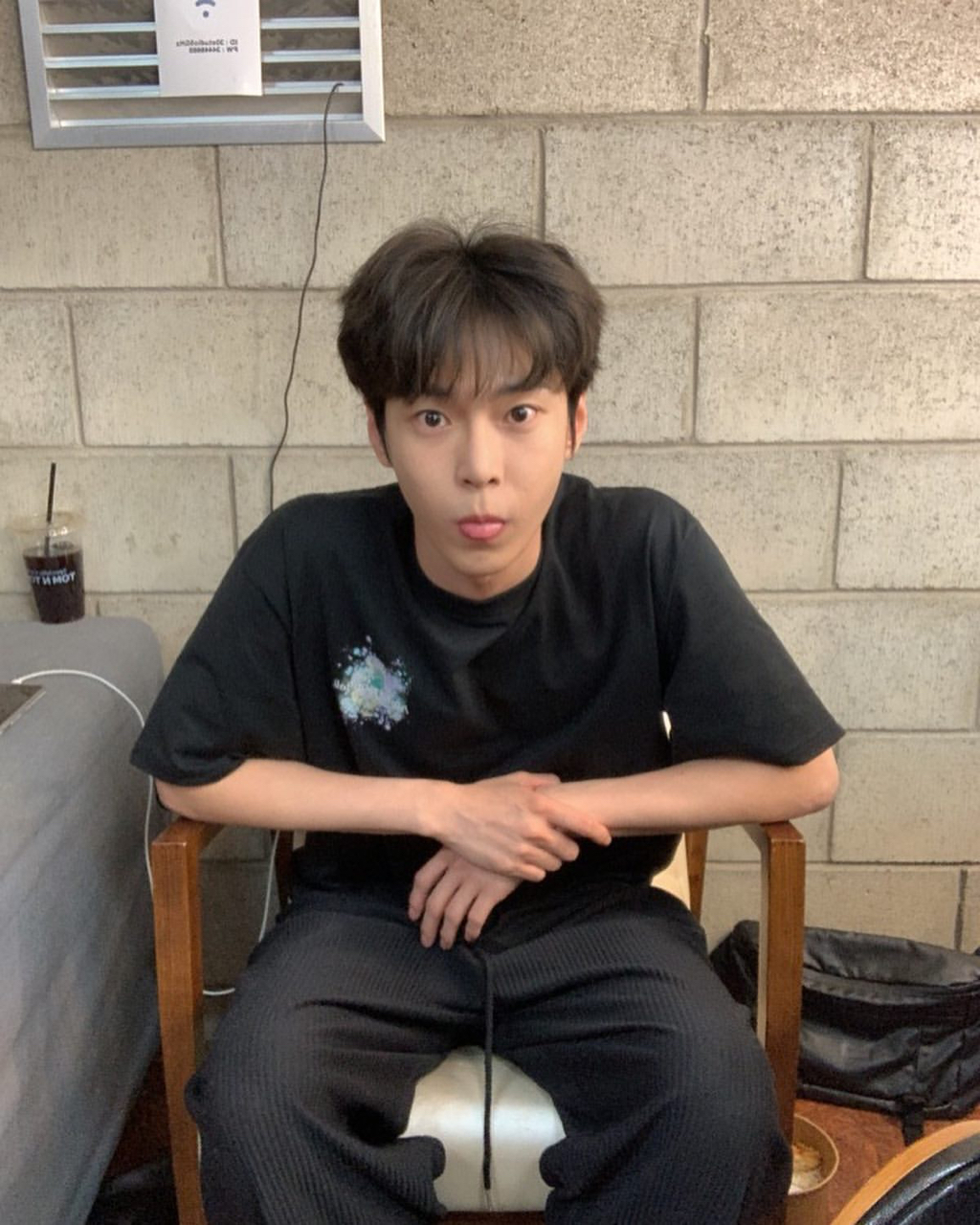 진짜......이렇게 토끼처럼 생길수가 잇음???.... | 인스티즈