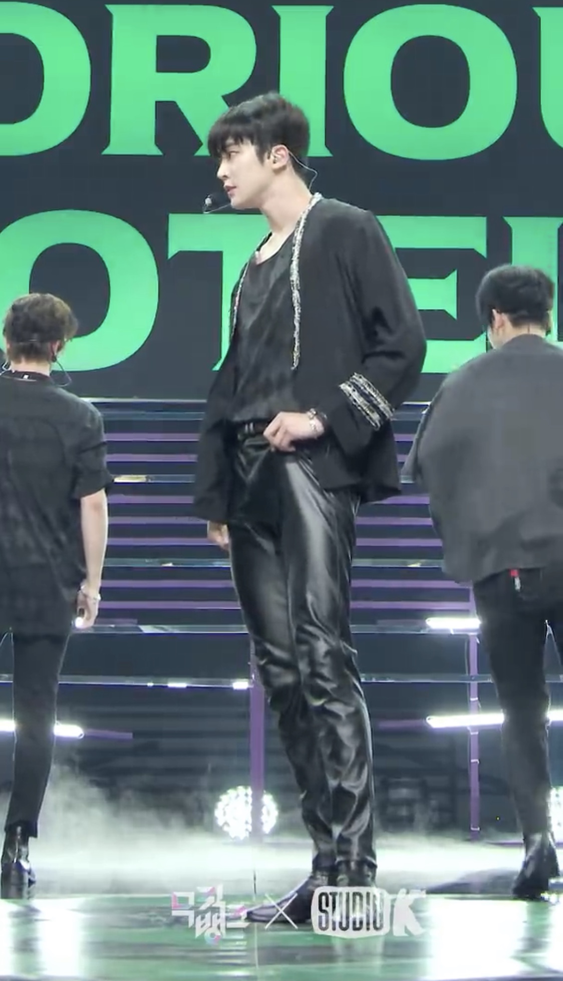 진짜 내가 본 사람 중에 제일 피지컬 쩔어 | 인스티즈