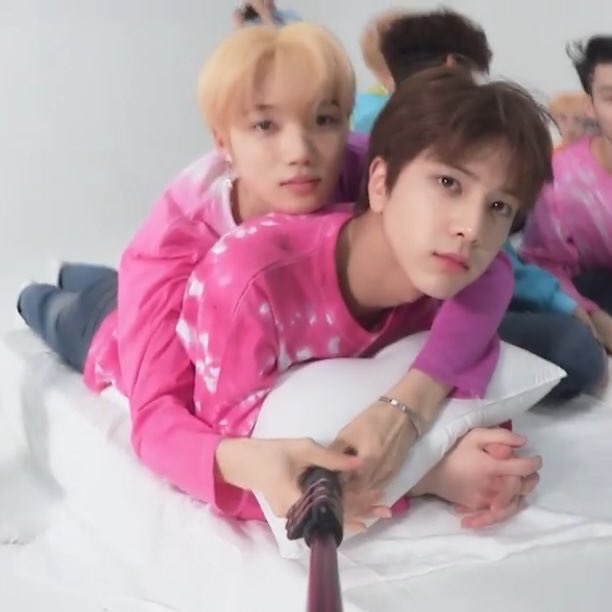 ㄱ 연상이 연하한테 죽고 못 사는 내 씨피 볼 사람 | 인스티즈