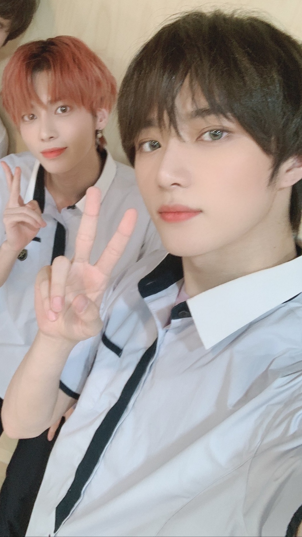 ㄱ 나이는 다른데 학년은 같은 내씨피들 사랑해🥰 | 인스티즈