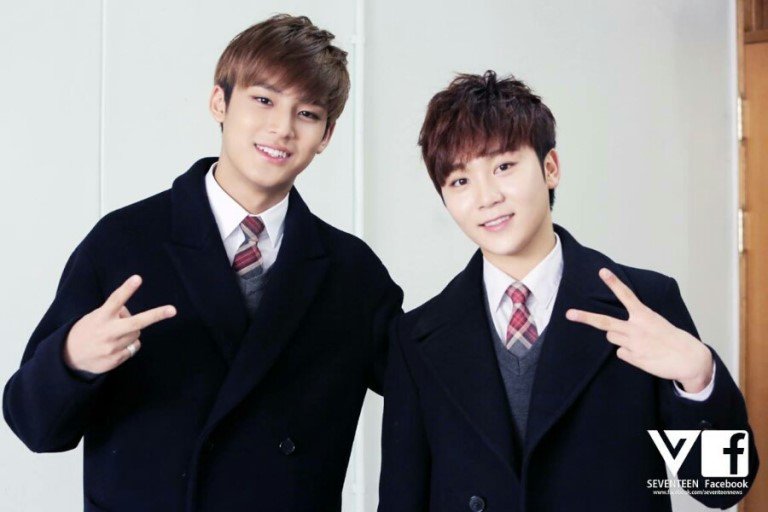 ㄱ 나이는 다른데 학년은 같은 내씨피들 사랑해🥰 | 인스티즈