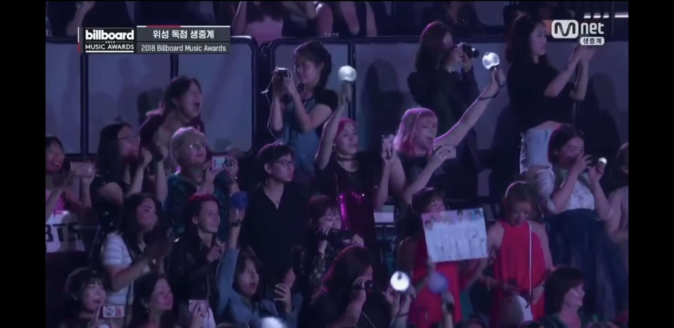 방탄 무대 하나씩 보는데 이거 머냐곸ㅋㅋㅋㅋㅋㅋㅋㅋㅋㅋㅋ | 인스티즈