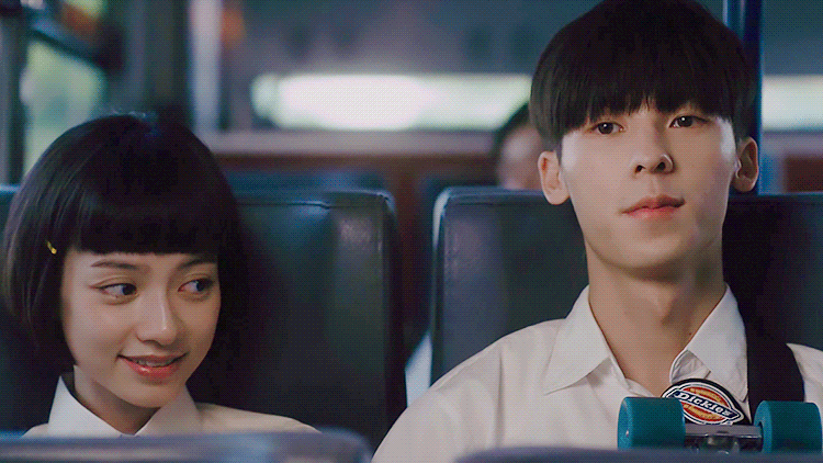 현재 대만에서 국민 첫사랑으로 불린다는 연예인 외모 ㄷㄷ gif | 인스티즈