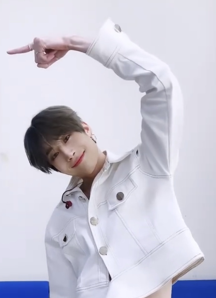 아니 진짜 잘생김 | 인스티즈