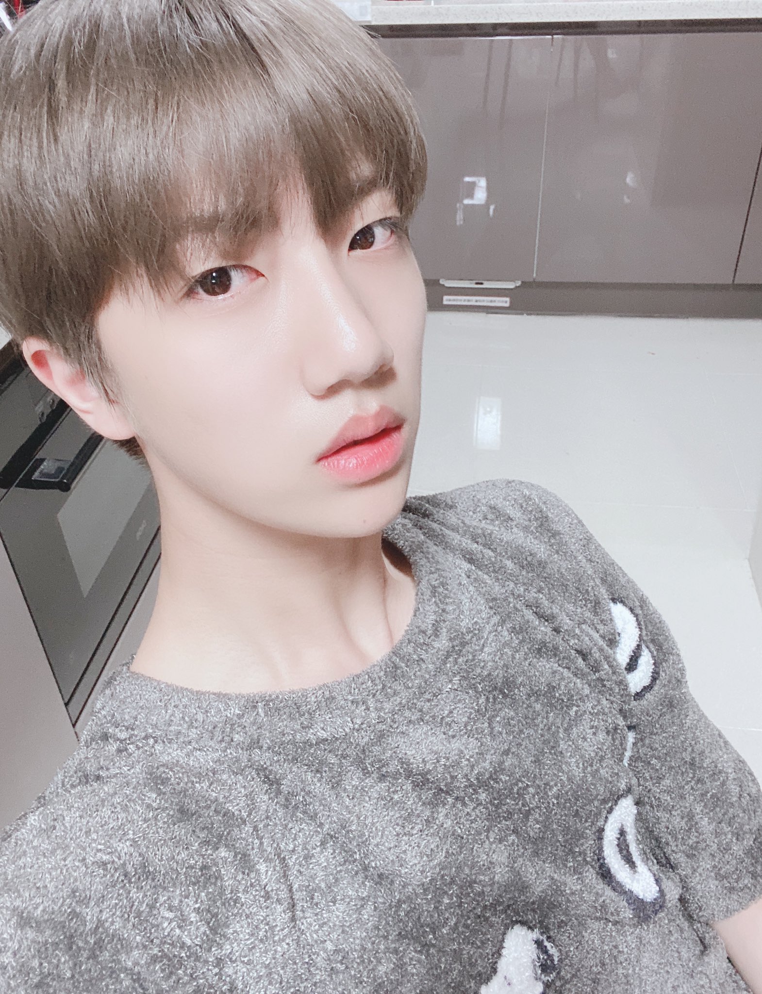 함원진 염색 미쳤ㅅ어 | 인스티즈