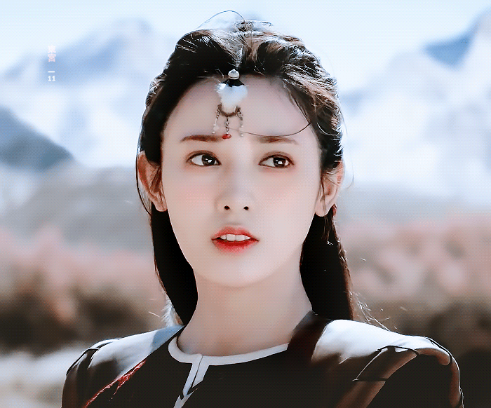 중드보는데 여주 진짜 화려하게 이쁘다,,,, | 인스티즈