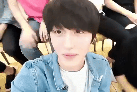 찬희 진짜 손 많이탄닼ㅋㅋㅋㅋㅋㅋㅋㅋ | 인스티즈