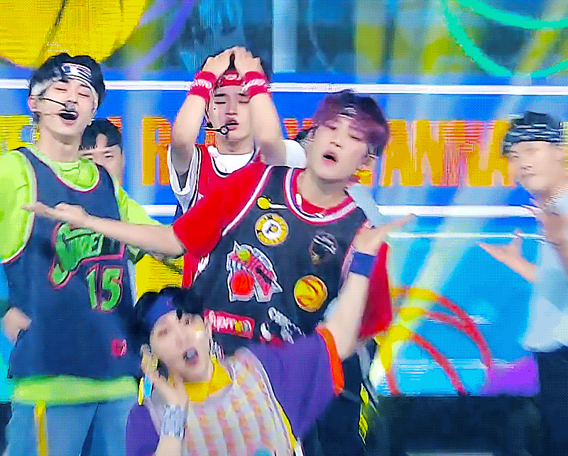 에이비식스 이번에 유독 컴백 준비 힘들었는데 으흑 갑자기 눈물나 막방 수고했어ㅠㅠ | 인스티즈