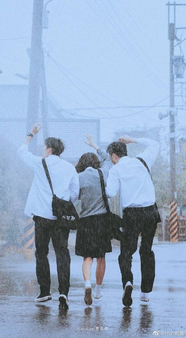 상견니 이 사진 화질 좋은 거 없니... | 인스티즈